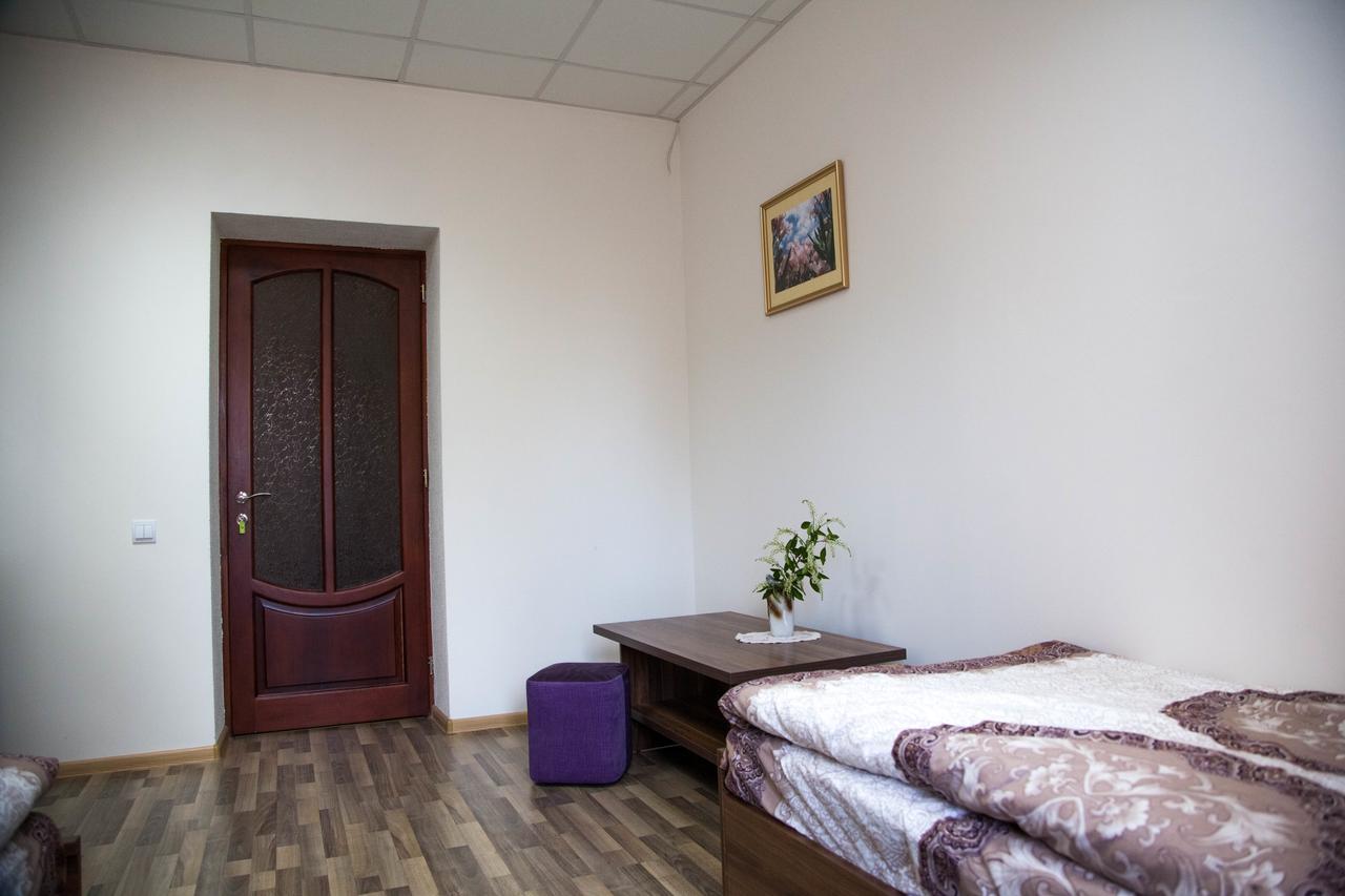 Alekselena Hotel Malekhuv Ngoại thất bức ảnh